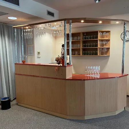 Estella Superior Eger