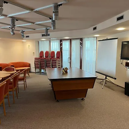 Estella Superior Hotel 2*