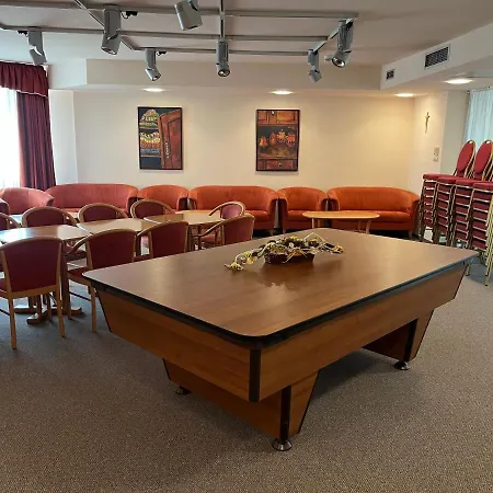 Estella Superior Hotel