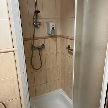 Hotell Estella Superior Eger