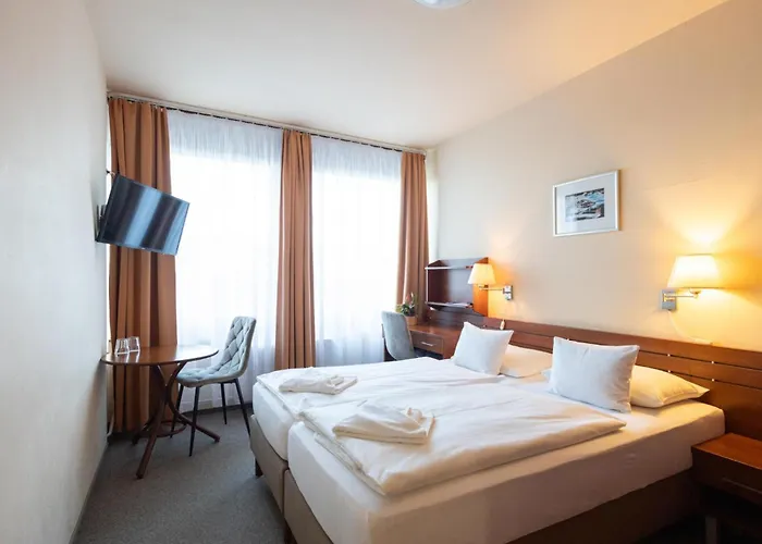 Hotel Estella Superior 2*